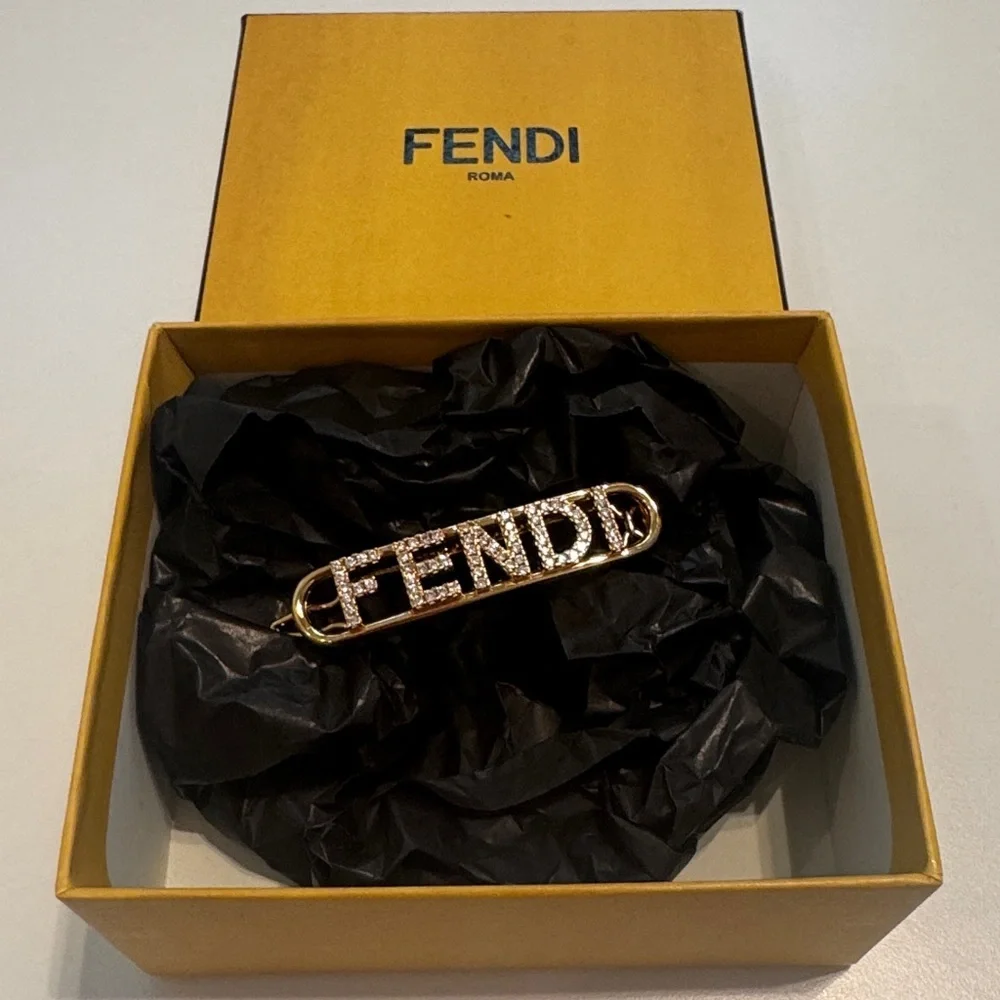 Fendi Authentic Women’s Fendigraphy hair clip gold metal & Rhinestone - Picture 5 of 8